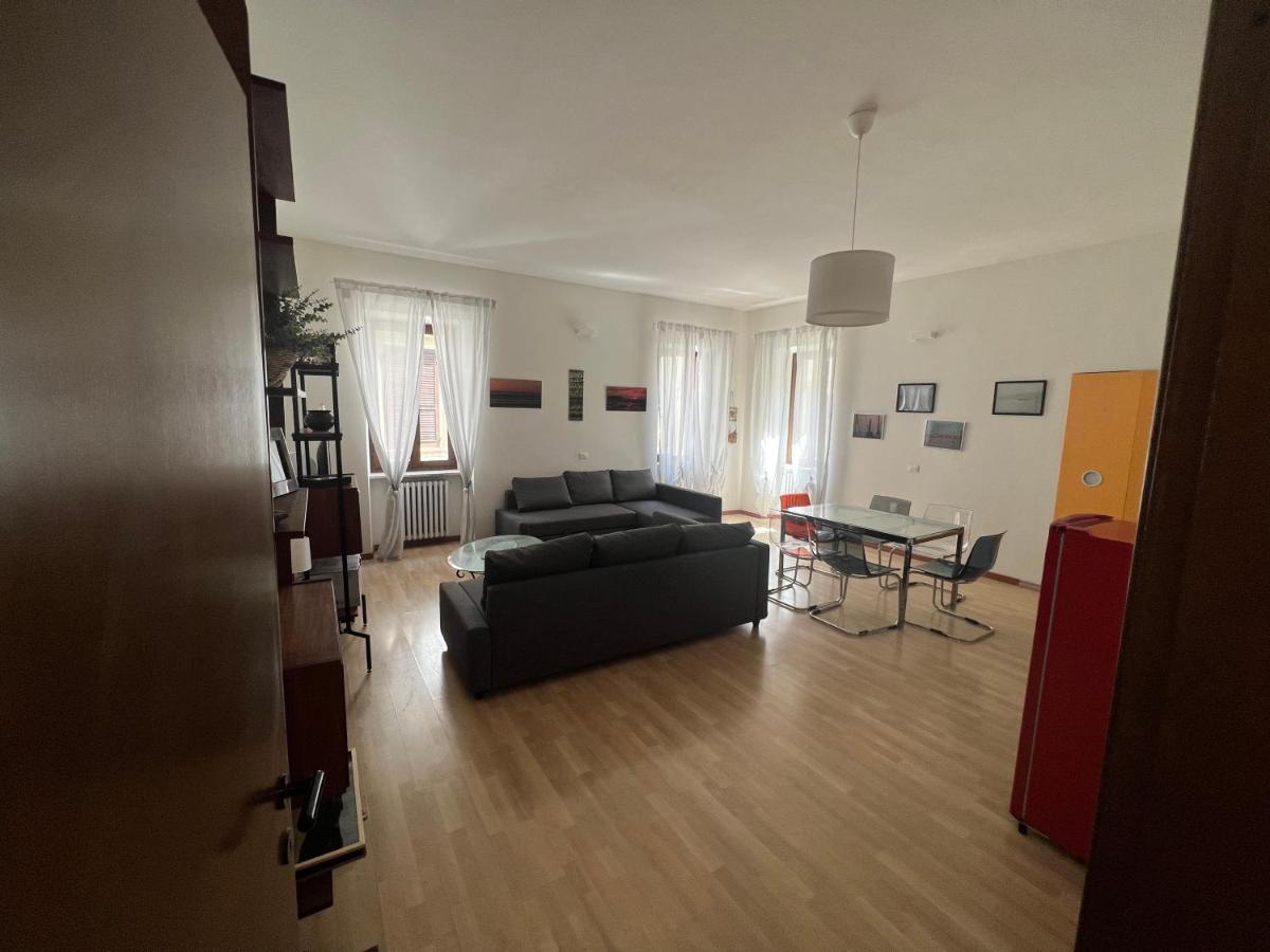La Torretta Apartment بسكييرا ديل غاردا المظهر الخارجي الصورة