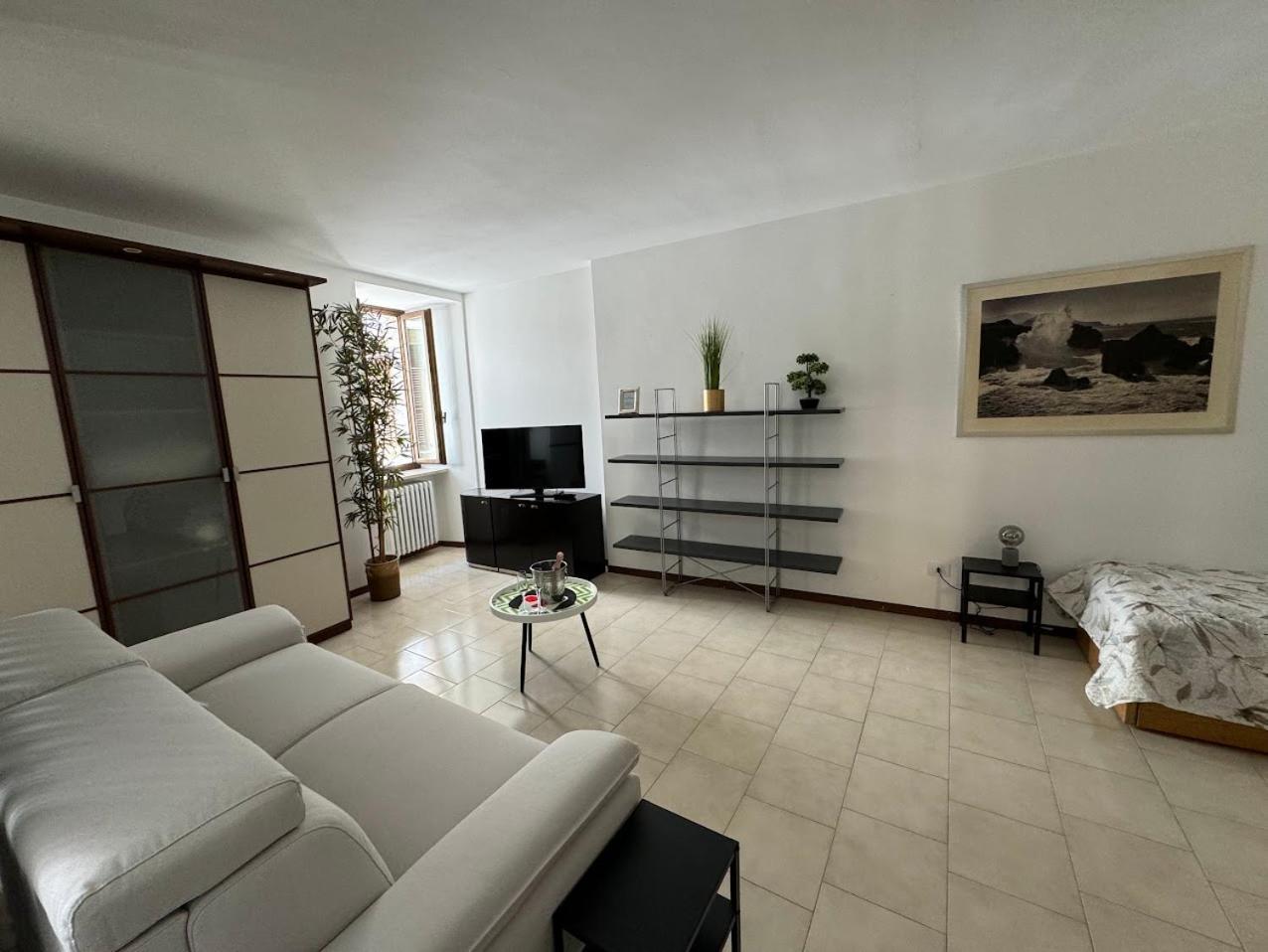 La Torretta Apartment بسكييرا ديل غاردا المظهر الخارجي الصورة