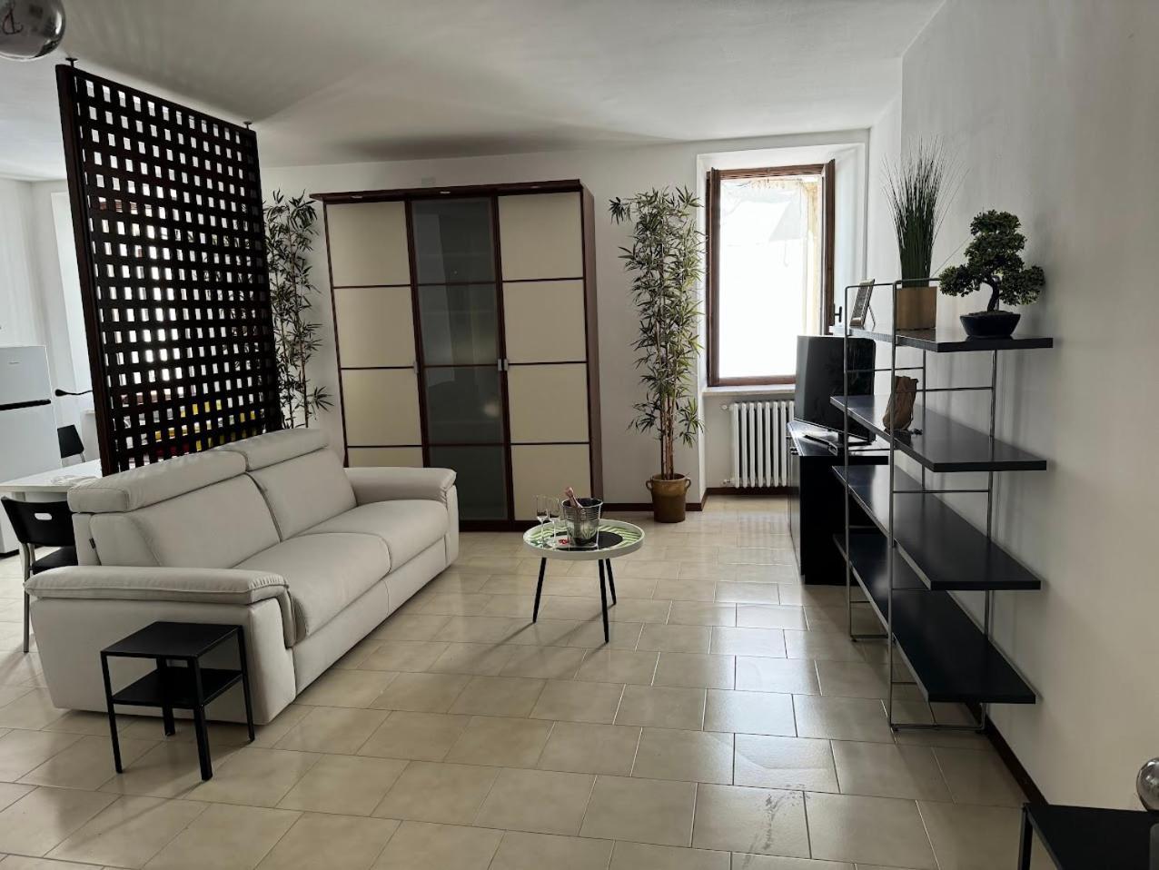 La Torretta Apartment بسكييرا ديل غاردا المظهر الخارجي الصورة