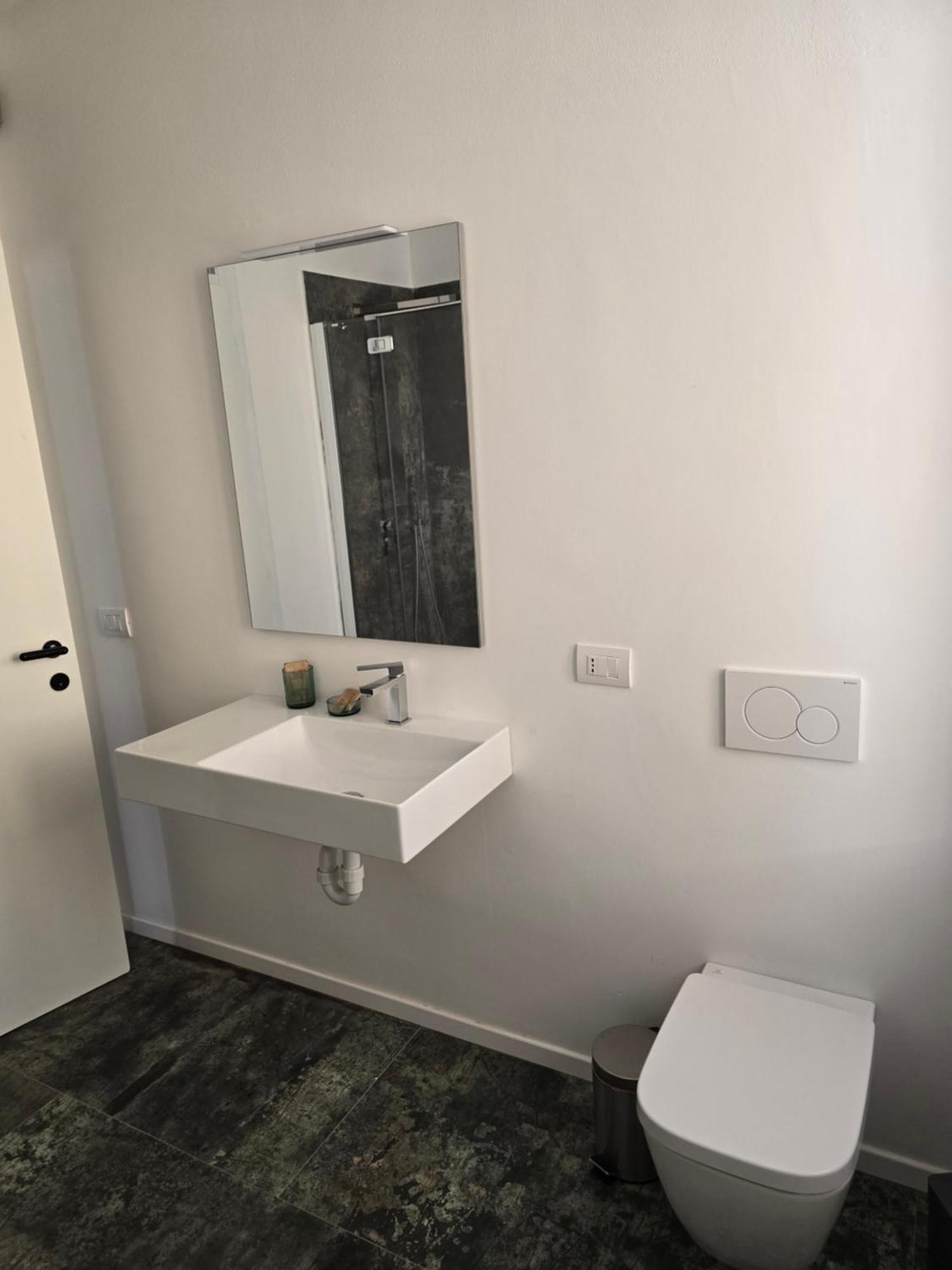 La Torretta Apartment بسكييرا ديل غاردا المظهر الخارجي الصورة