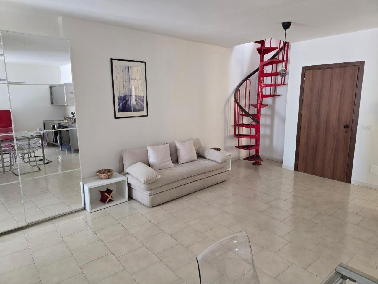 La Torretta Apartment بسكييرا ديل غاردا المظهر الخارجي الصورة